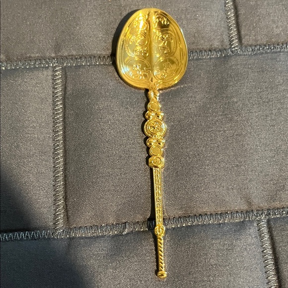 Gold Anointing Spoon - Picture 5 of 6